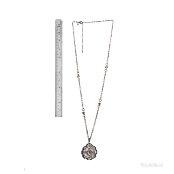 Simulated Silver Sapphire, Austrian Crystal - Picture 4 of 5